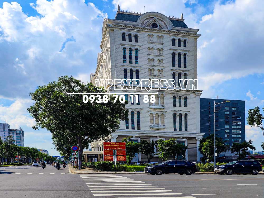 Tòa nhà Saigon Paragon Building
